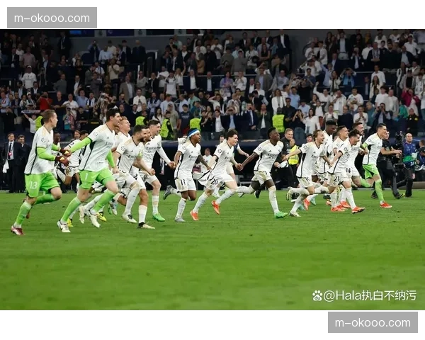 半决赛首回合：皇马主场2-0力克拜仁，罗德里戈梅开二度